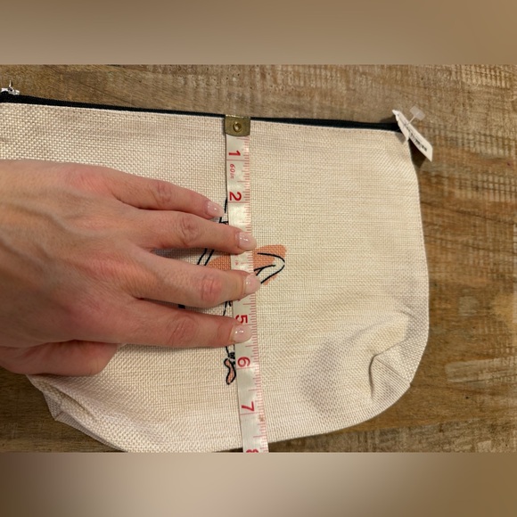 NWT Ballerina pouch with zipper - Picture 4 of 4